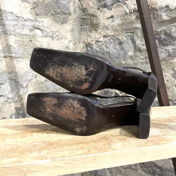 Gucci Vintage Dark Brown Canvas GG Square Toe Pumps - Picture 9 of 11